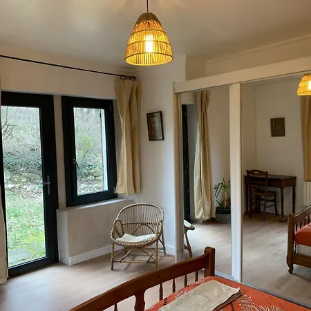 Les Favouilles, Le Pour 15 Personnes Apartment Dauphin