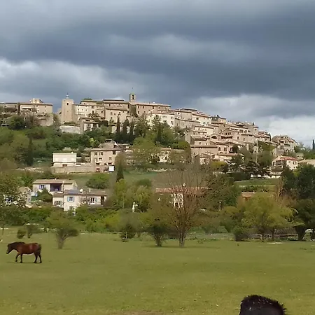 Les Favouilles, Le Pour 15 Personnes Appartement