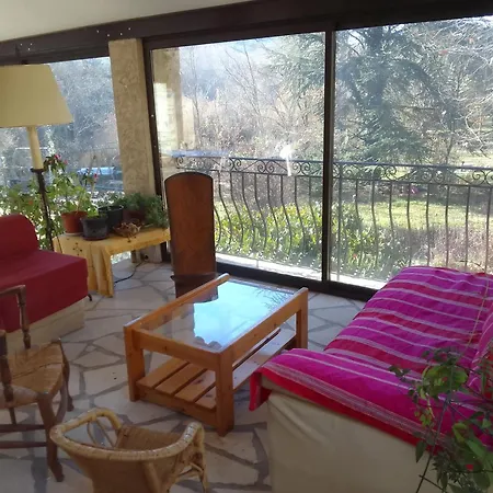 Les Favouilles, Le Pour 15 Personnes