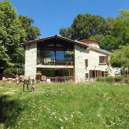 Les Favouilles, Le Pour 15 Personnes Apartment *