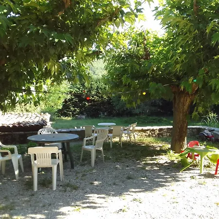 Les Favouilles, Le Pour 15 Personnes Appartement *