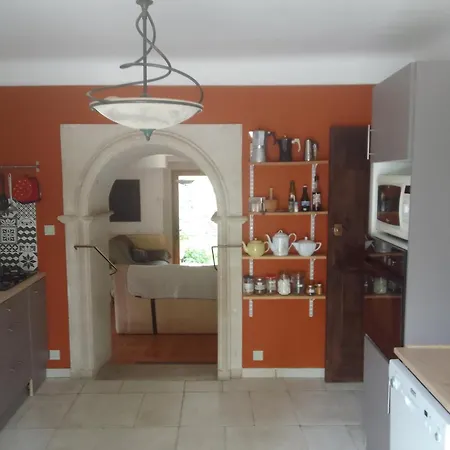 Les Favouilles, Le Pour 15 Personnes Dauphin