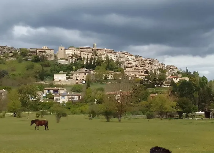 Les Favouilles, Le Pour 15 Personnes Apartment