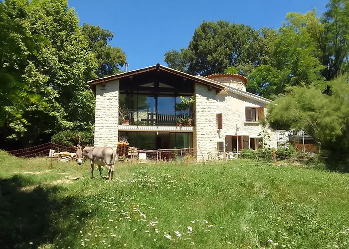 Les Favouilles, Le Pour 15 Personnes Apartment *