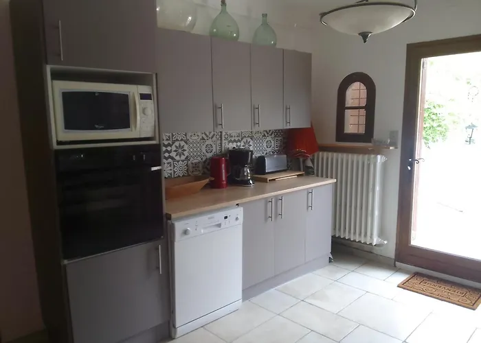 Les Favouilles, Le Pour 15 Personnes